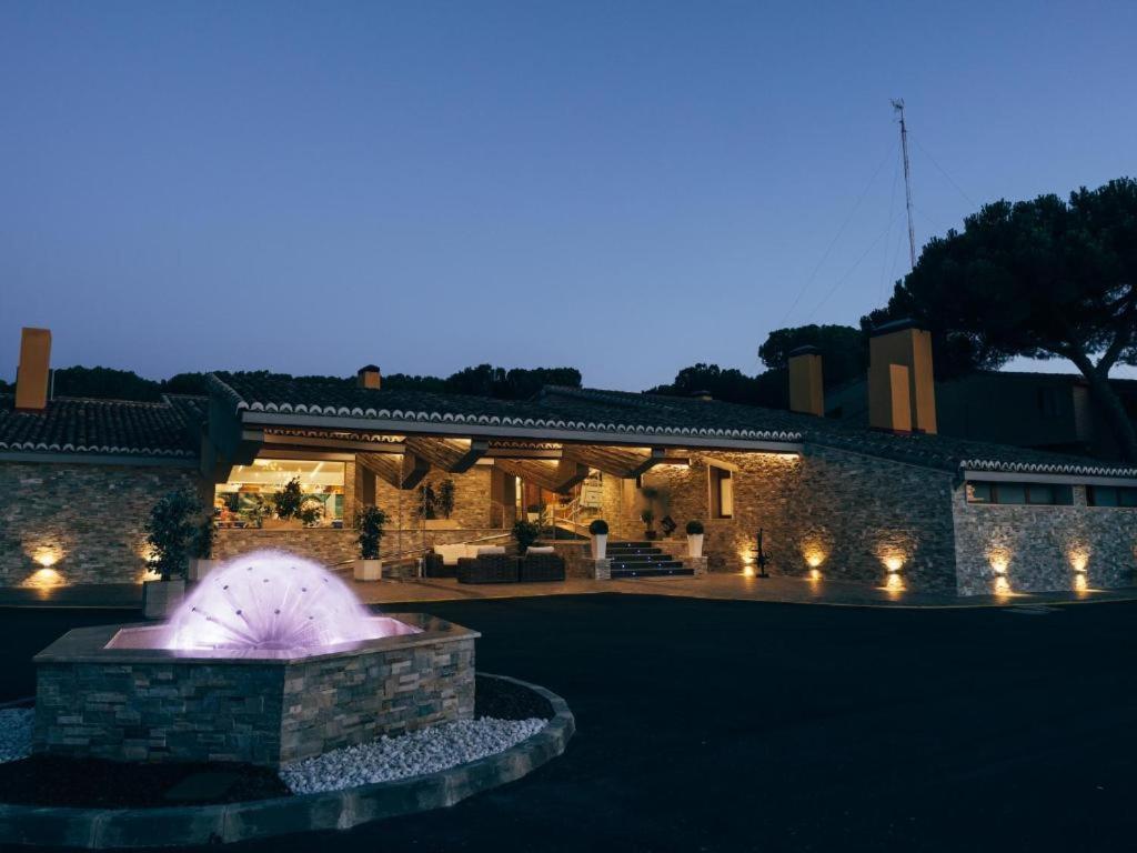 Hotel Restaurante El Montico Тордесильяс Экстерьер фото