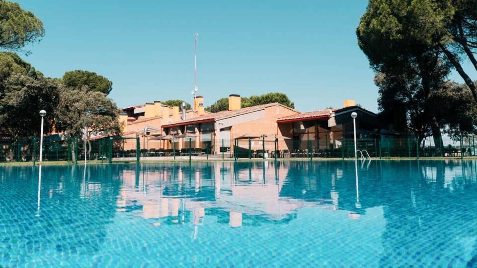 Hotel Restaurante El Montico Тордесильяс Экстерьер фото